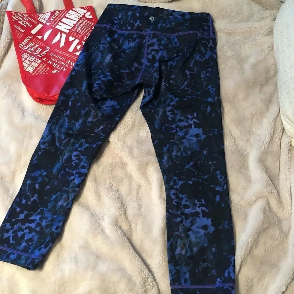 LULULEMON cropped leggings🍋